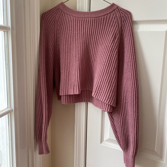 Pink Sweater - Picture 1 of 3